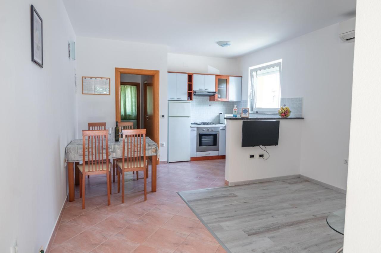 Apartments Gracia Baška Eksteriør billede