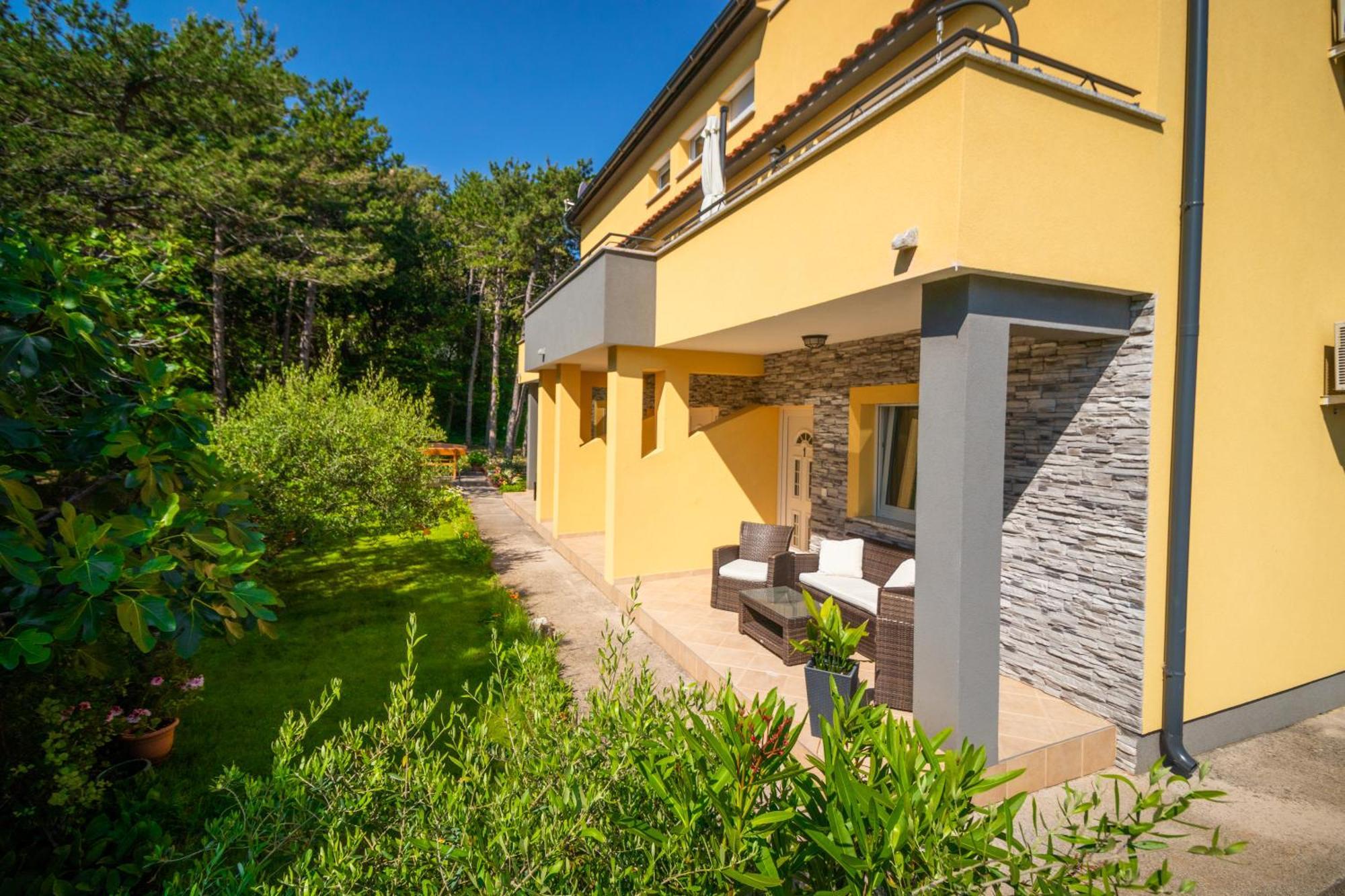 Apartments Gracia Baška Eksteriør billede
