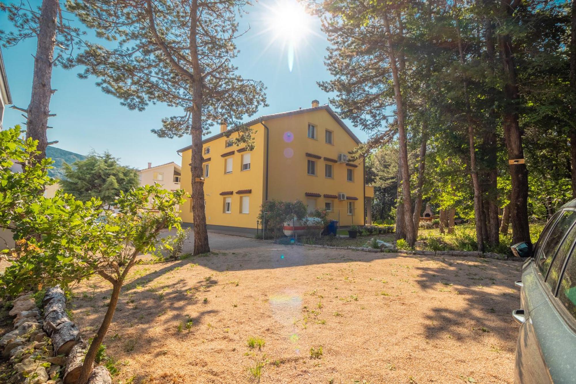 Apartments Gracia Baška Eksteriør billede